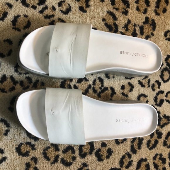 Donald J Pliner Size 8.5 Platform Sandal - Picture 1 of 7